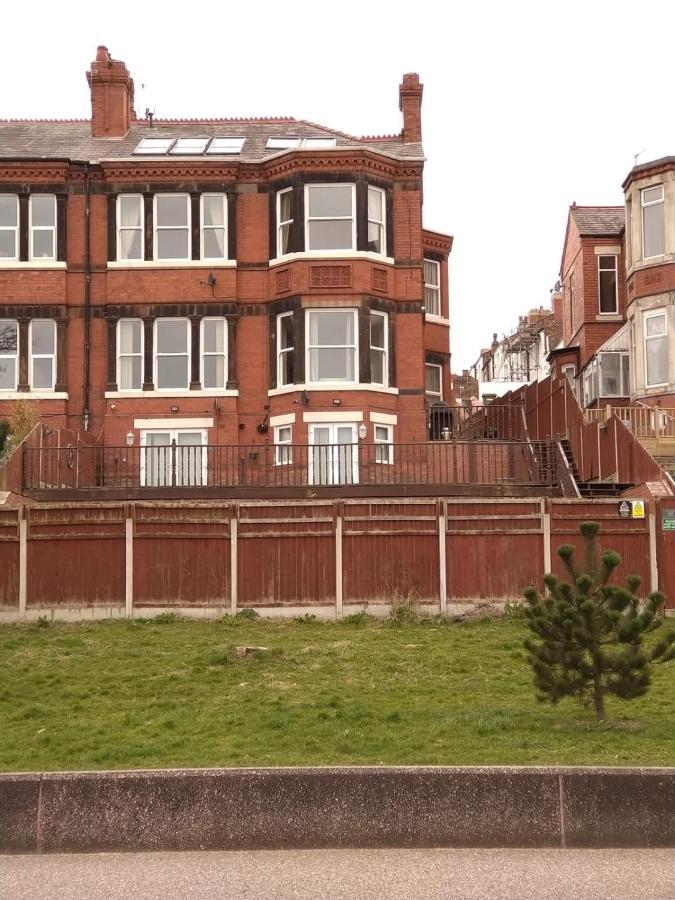 Marley Mansions Apartment - Egremont Promenade - 42 Wallasey Extérieur photo